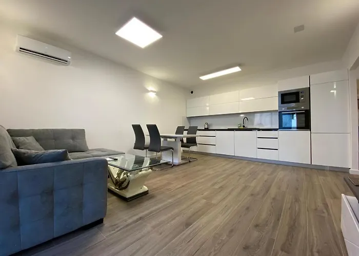 Apartment Lida *